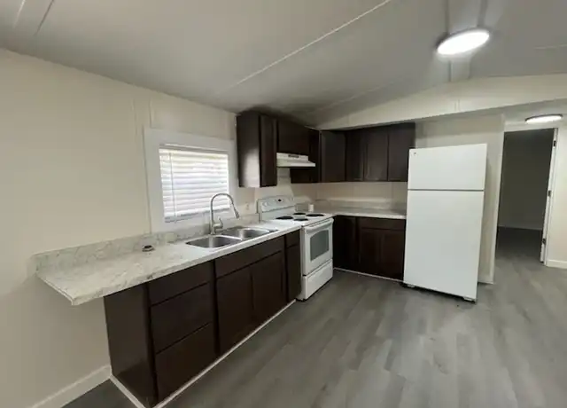 Property at 678 Denton Blvd NW, Fort Walton Beach, FL, 32547, 3 beds, 2 baths, [object Object]