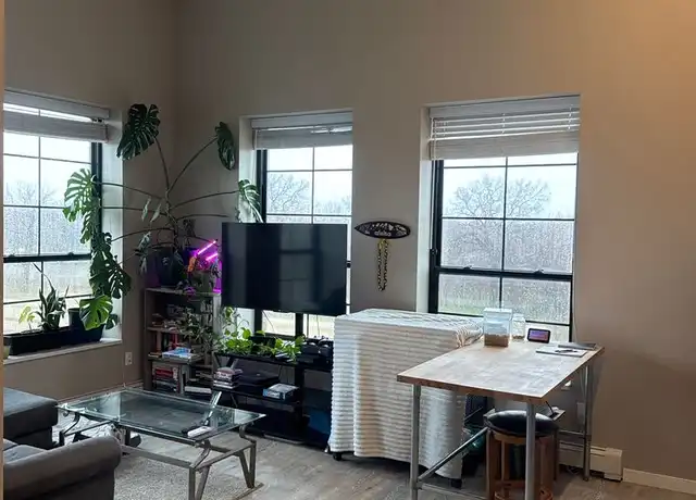 Property at 301 N 3rd St Unit 303, Grand Forks, ND, 58203, 1 bed, 1 bath, [object Object]