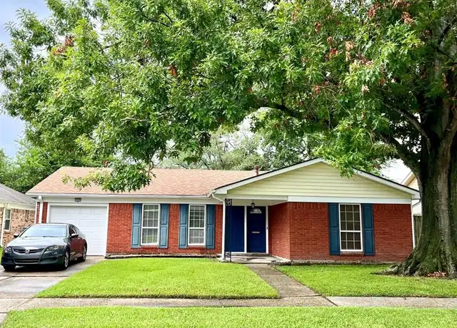 Property at 753 Hickory St, Gretna, LA, 70056, 3 beds, 2 baths, [object Object]