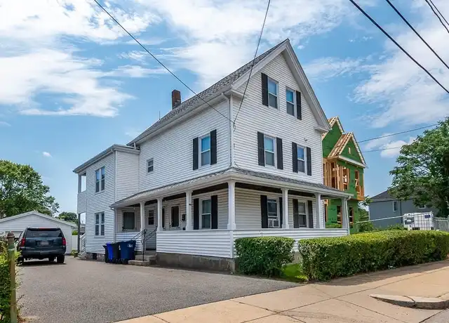Property at 1858 River St Unit 2, Hyde Park, MA, 02136, 3 beds, 1 bath, [object Object]