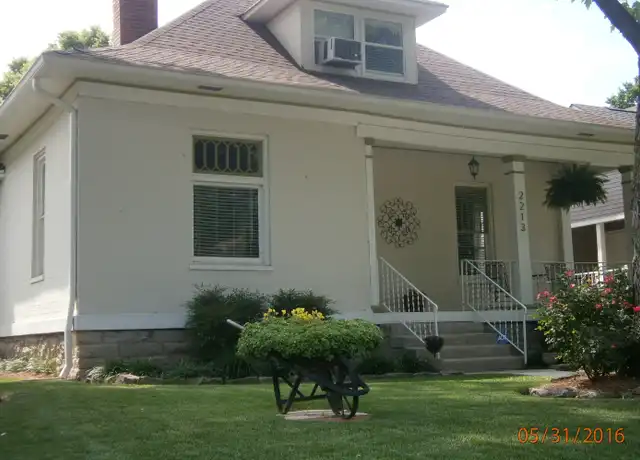 Property at 2213 10th Ave S, Nashville, TN, 37204, 3 beds, 2.5 baths, [object Object]