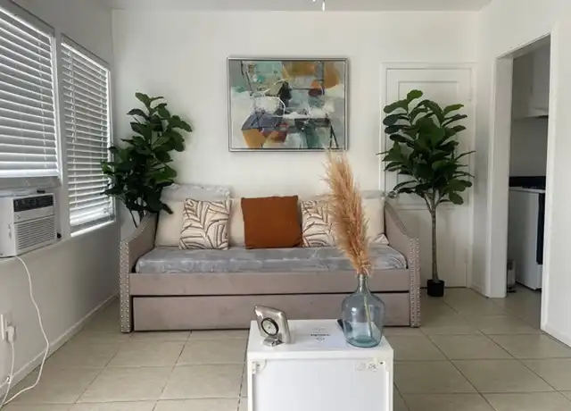 Property at 9719 Belmont St Unit 9719 1/2, Bellflower, CA, 90706, 1 bed, 1 bath, [object Object]