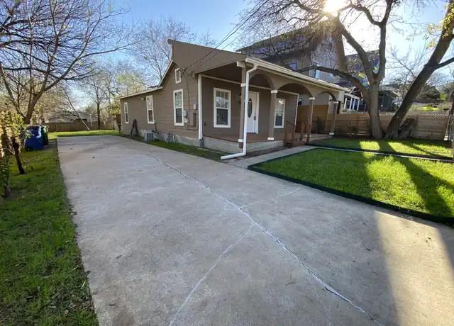 Property at 2511 E 9th St, Austin, TX, 78702, 2 beds, 1 bath, [object Object]
