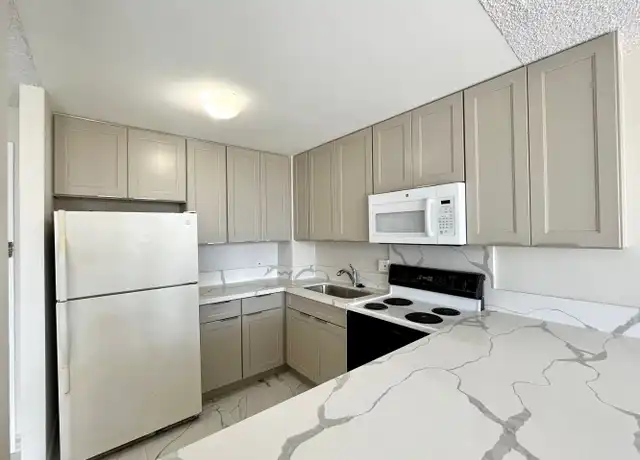 Property at 1255 Nuuanu Ave Unit E2407, Honolulu, HI, 96817, 1 bed, 1 bath, [object Object]