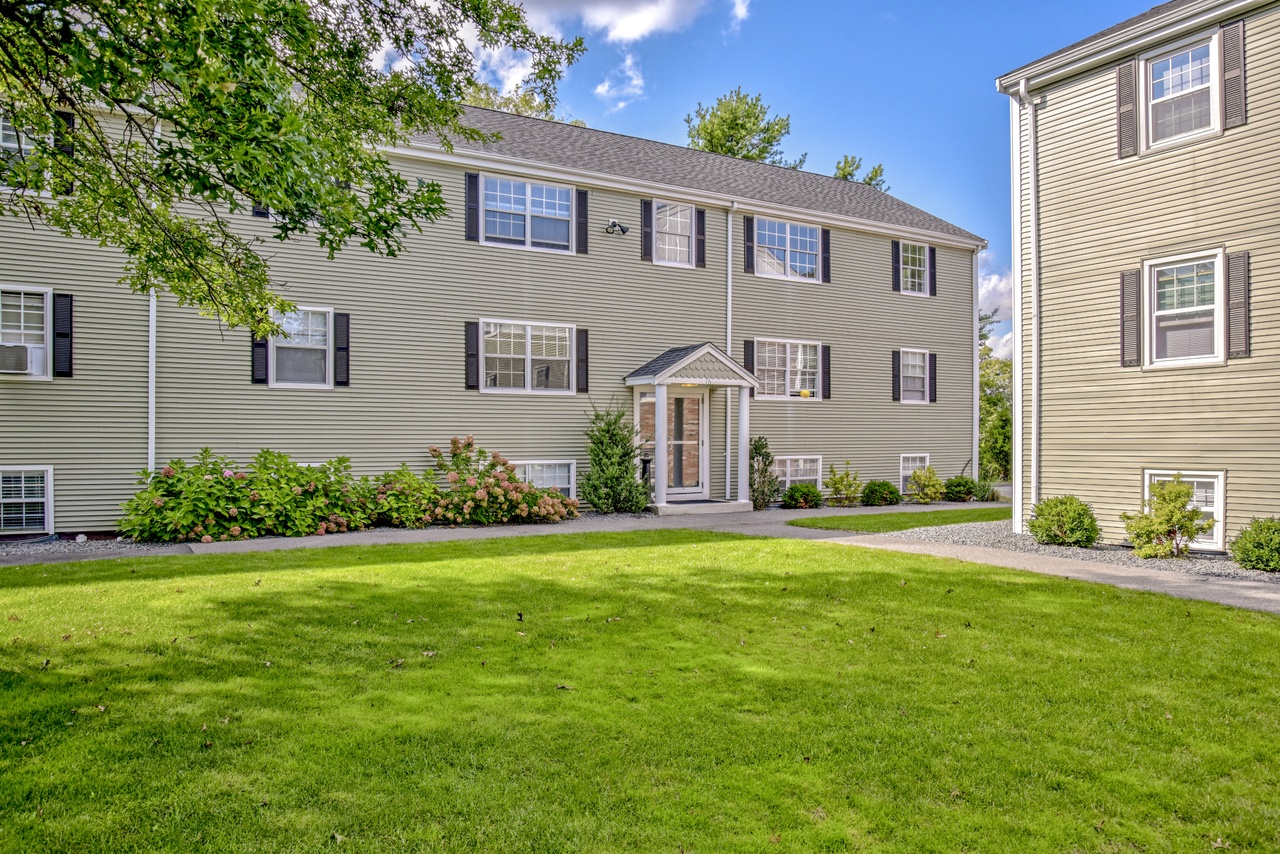 Cranberry Court Apartments 12 18 Tremont St Kingston MA 02364 Redfin Cranberry Court Apartments 12 18 Tremont St Kingston MA 02364 Redfin