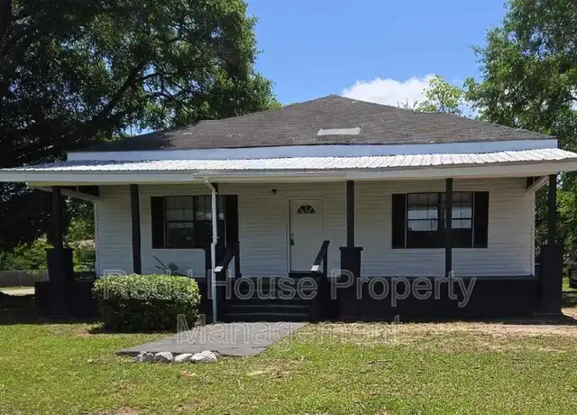 Property at 108 Railroad St, New Brockton, AL, 36351, 3 beds, 2 baths, [object Object]