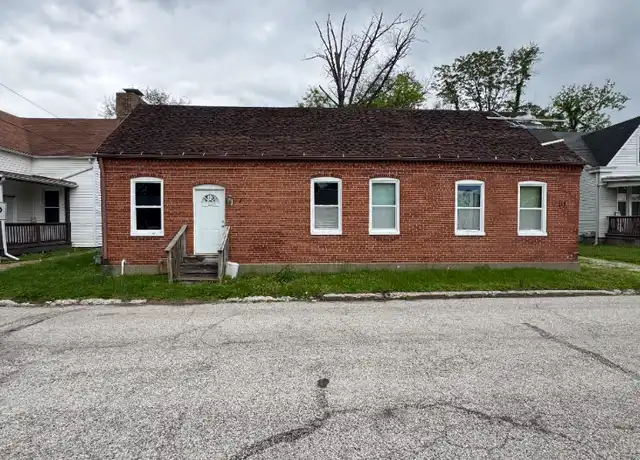 Property at 112 N 13th St, Belleville, IL, 62220, 4 beds, 2 baths, [object Object]