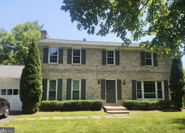 Property at 10323 Snowpine Way, Potomac, MD, 20854, 4 beds, 3.5 baths, [object Object]