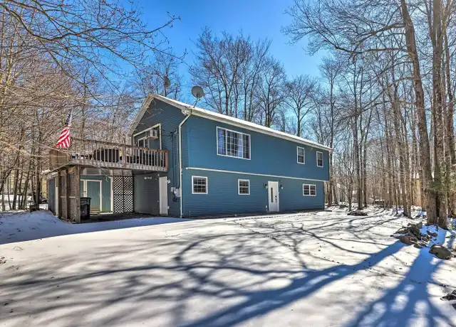 Property at 8963 Pheasant Ln, Tobyhanna, PA, 18466, 4 beds, 2 baths, [object Object]