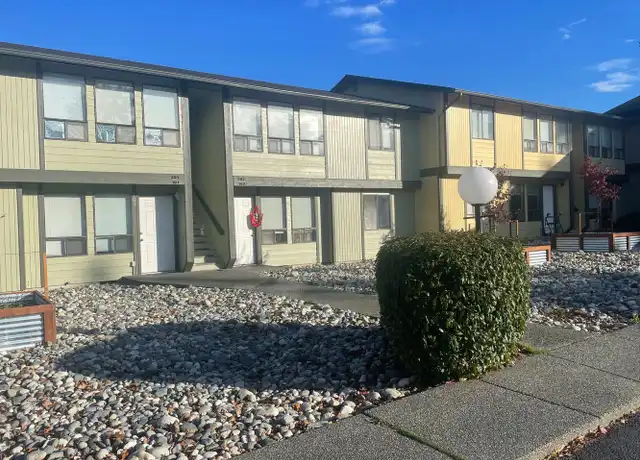 Property at 410 NE Izett St Unit 205, Oak Harbor, WA, 98277, 2 beds, 1 bath, [object Object]