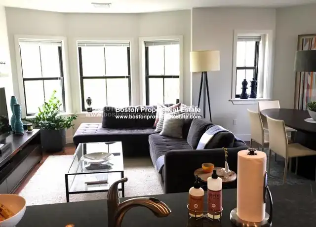 Property at 557 Columbus Ave, Boston, MA, 02118, 2 beds, 1 bath, [object Object]