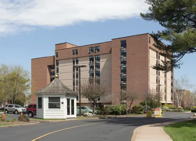 Property at 170 Sisson Ave, Hartford, CT, 06105, 1 bed, 1 bath, [object Object]
