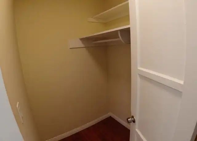 Property at 2555 S Sepulveda Blvd Unit 06, Los Angeles, CA, 90064, 0 beds, 1 bath, [object Object]