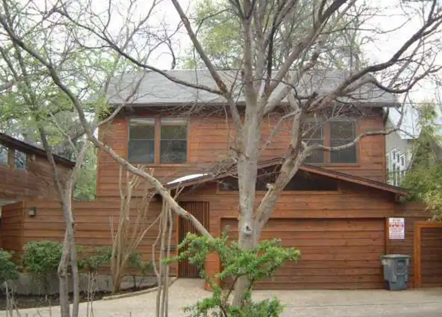 Property at 802 Leonard St, Austin, TX, 78705, 6 beds, 3 baths, [object Object]