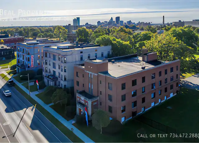 Property at 409 W Bancroft St Apt 101, Toledo, OH, 43620, 4 beds, 1 bath, [object Object]
