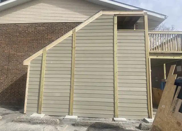 Property at 1015 S 1st St, Springfield, IL, 62704, 1 bed, 1 bath, [object Object]