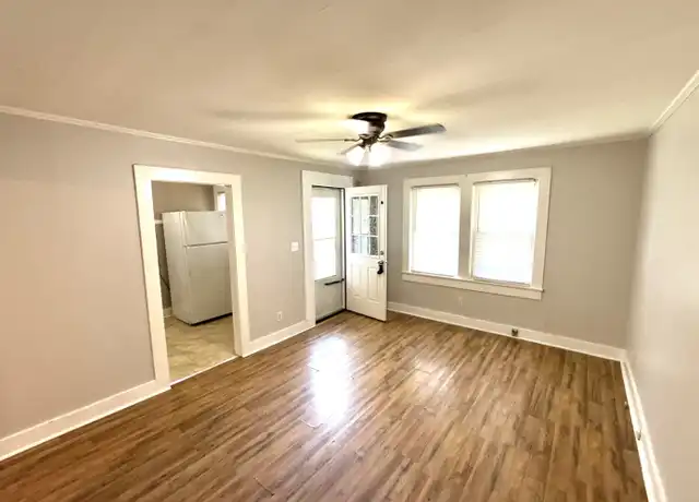 Property at 110 School St Unit B, Thomasville, NC, 27360, 1 bed, 1 bath, [object Object]