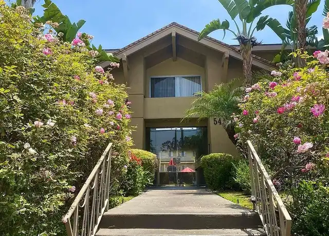 Property at Galleria Apartments - 5444 Sepulveda Blvd, Sherman Oaks, CA, 91411, 1 bed, 1 bath, [object Object]