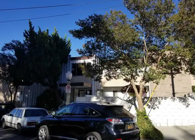 Property at 5302 Comercio Ln, Woodland Hills, CA, 91364, 2 beds, 2 baths, [object Object]