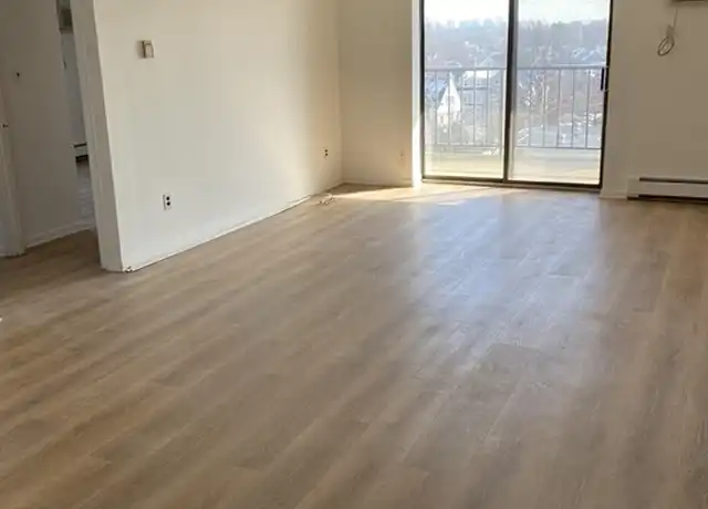 Property at 382 Massachusetts Ave Unit 205, Arlington, MA, 02474, 1 bed, 1 bath, [object Object]