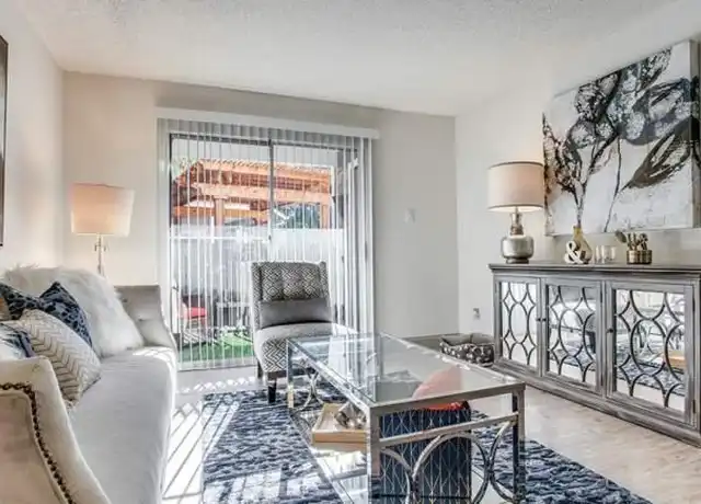 Property at 4060 Preferred Pl Unit 1026, Dallas, TX, 75237, 1 bed, 1 bath, [object Object]