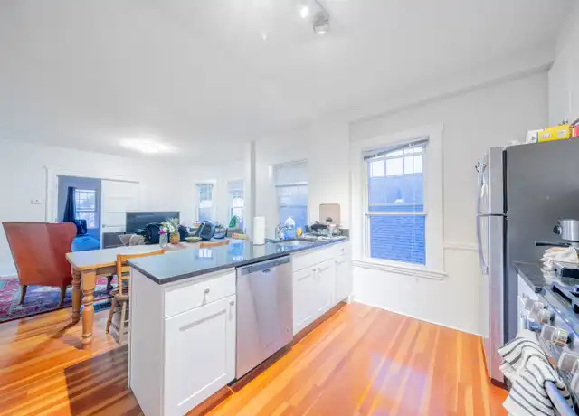 Property at 37 Magoun St Unit 3, Cambridge, MA, 02140, 3 beds, 1 bath, [object Object]