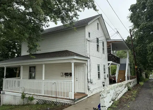 Property at 713 Cherry St Unit Basement, Scranton, PA, 18505, 1 bed, 1 bath, [object Object]