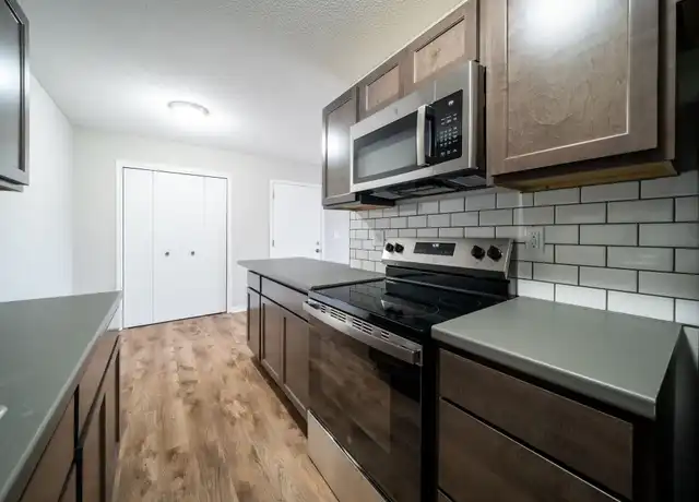 Property at 17980 Cove St Unit 17, Spring Lake, MI, 49456, 2 beds, 1 bath, [object Object]