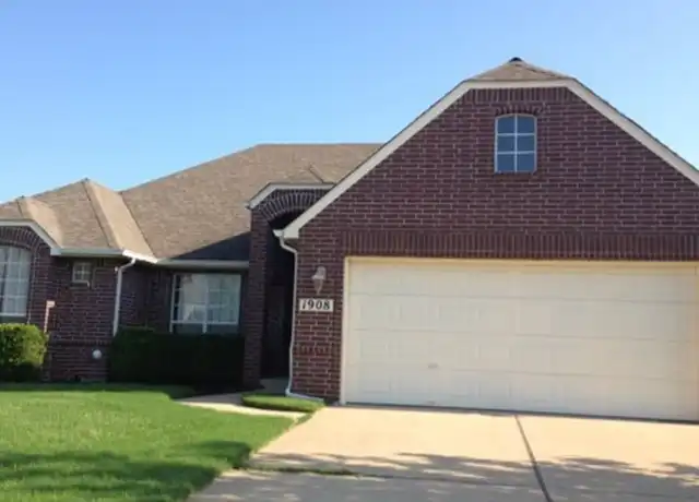 Property at 1908 W Vail St, Broken Arrow, OK, 74012, 3 beds, 2 baths, [object Object]