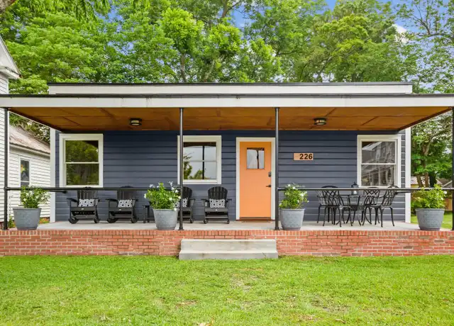 Property at 226 E Water St, Washington, NC, 27889, 2 beds, 2 baths, [object Object]