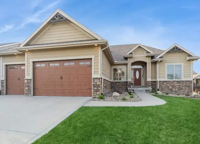 Property at 16035 Northpark Dr, Urbandale, IA, 50323, 5 beds, 3 baths, [object Object]