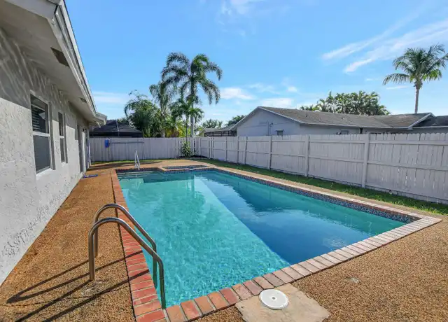 Property at 9632 Saddlebrook Dr, Boca Raton, FL, 33496, 3 beds, 2 baths, [object Object]