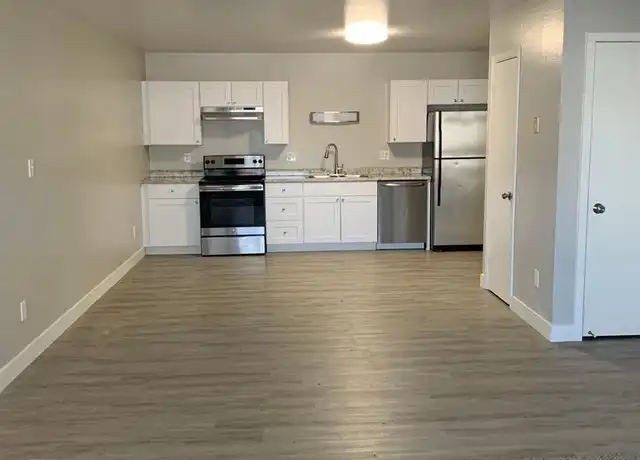Property at 116 Camelot Ct Unit 206, Cheyenne, WY, 82009, 2 beds, 1 bath, [object Object]