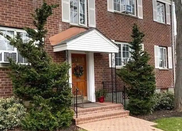 Property at 417 W Main St Unit 100A, Huntington, NY, 11743, 1 bed, 1 bath, [object Object]