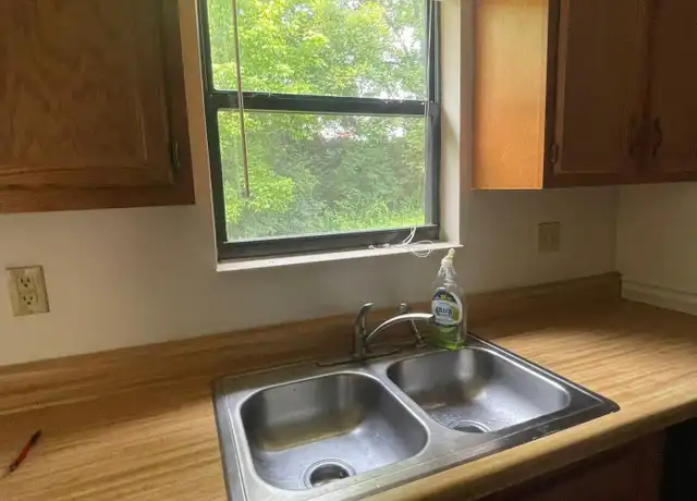Property at 1305 Roosevelt Rd, Knoxville, TN, 37914, 3 beds, 2 baths, [object Object]