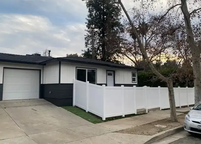 Property at 5024 Topanga Canyon Blvd, Woodland Hills, CA, 91364, 2 beds, 2 baths, [object Object]
