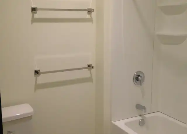 Property at 324 W Water St Unit 214, Syracuse, NY, 13202, 2 beds, 1 bath, [object Object]