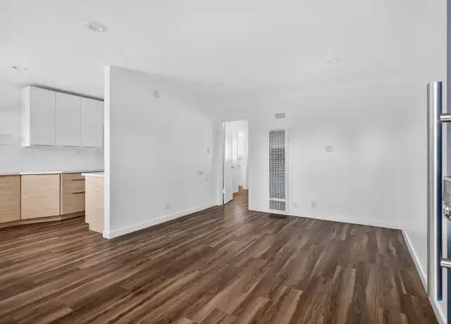 Property at 4308 E 4th St Unit 07, Long Beach, CA, 90814, 1 bed, 1 bath, [object Object]