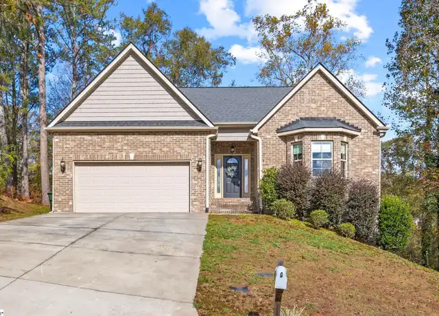 Property at 7 Eastwood Dr, Taylors, SC, 29687, 3 beds, 2 baths, [object Object]