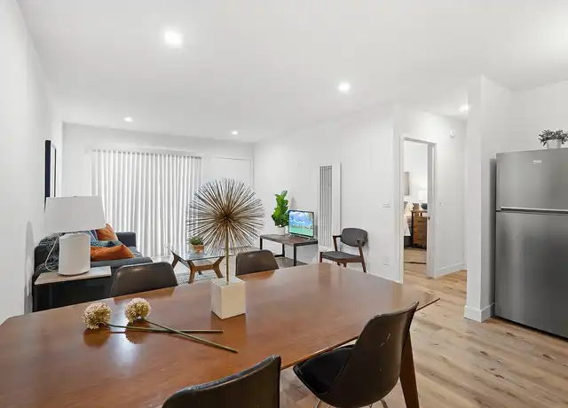 Property at Gault Villas - 15432 Gault St, Van Nuys, CA, 91406, 1 bed, 1 bath, [object Object]