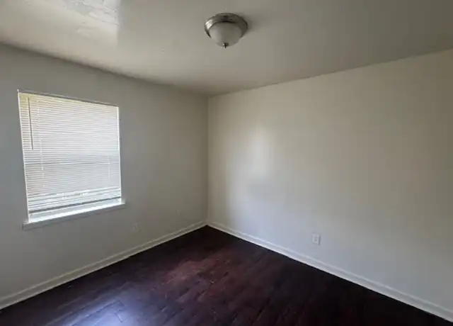 Property at 2709 Avenue U Apt C, Birmingham, AL, 35208, 2 beds, 1 bath, [object Object]