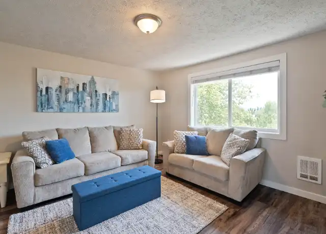 Property at 3012 N Hogan St, Spokane, WA, 99207, 2 beds, 1 bath, [object Object]