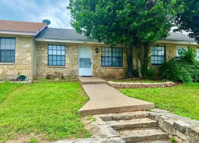 Property at 1423 Walters Dr, Granbury, TX, 76048, 2 beds, 1 bath, [object Object]