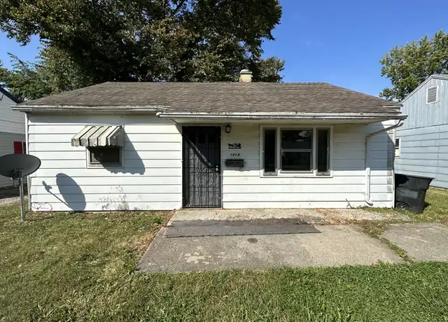 Property at 1018 Giddings St, Danville, IL, 61832, 2 beds, 1 bath, [object Object]