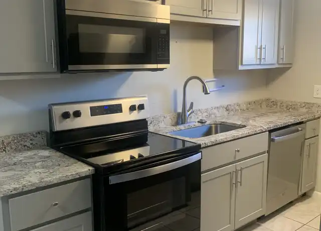 Property at 730 Ohio Pike Unit 32, Cincinnati, OH, 45245, 2 beds, 1.5 baths, [object Object]