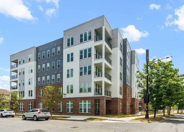 Property at Varick on 7th - 721 E 7th St, Charlotte, NC, 28202, 0-1 beds, 1 bath, [object Object]