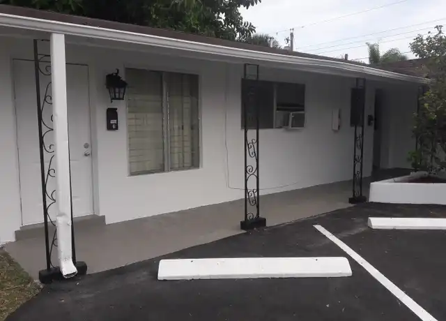 Property at 6008 NW 10th St Unit 4, Margate, FL, 33063, 1 bed, 1 bath, [object Object]