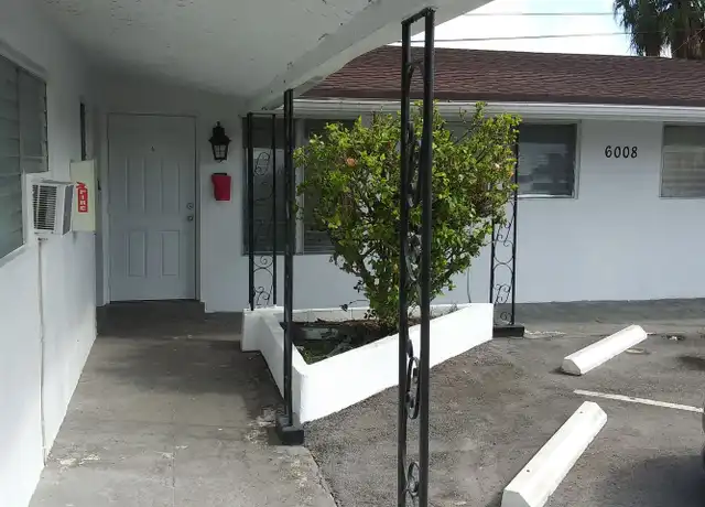 Property at 6008 NW 10th St Unit 4, Margate, FL, 33063, 1 bed, 1 bath, [object Object]