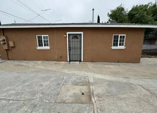 Property at 3838 Superior St Unit 3838 1/2, San Diego, CA, 92113, 1 bed, 1 bath, [object Object]