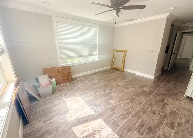 Property at 214 Columbia Dr Unit 1, Tampa, FL, 33606, 1 bed, 1 bath, [object Object]